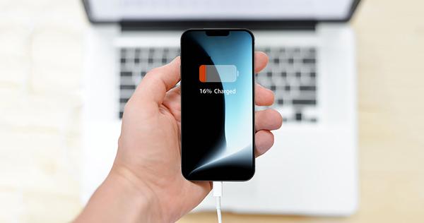 5 Ways to Charge Your iPhone 12 Without A Regular Wall Charger